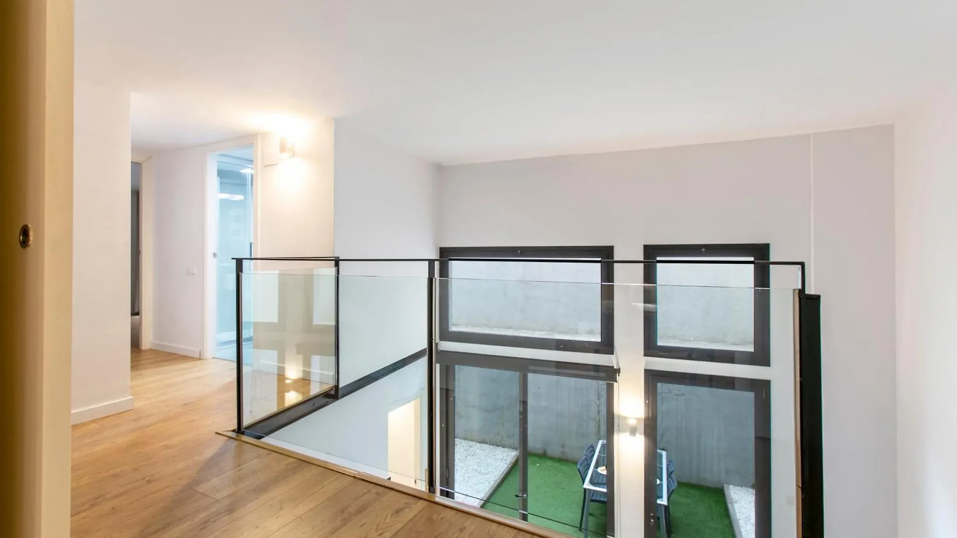 Chic And Modern Apartments In Gracia Barcelona Spanien