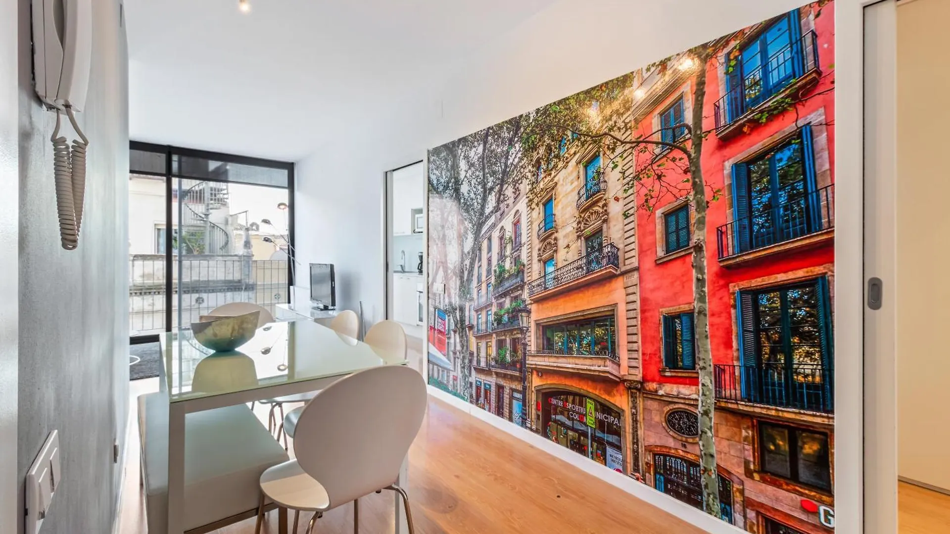 Chic And Modern Apartments In Gracia Barcelone