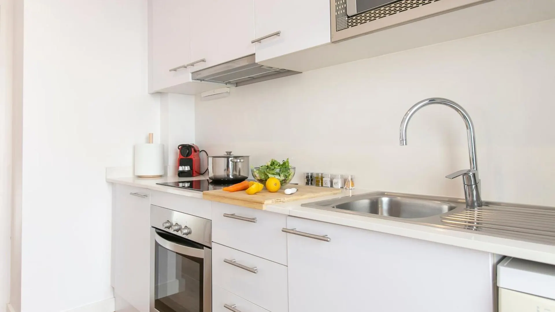 Chic And Modern Apartments In Gracia Barcelone